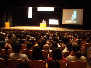 ５月市民公開フォーラム風景