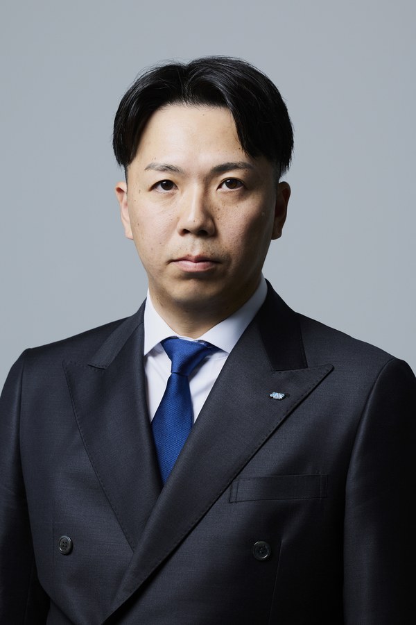 実政　佳佑
